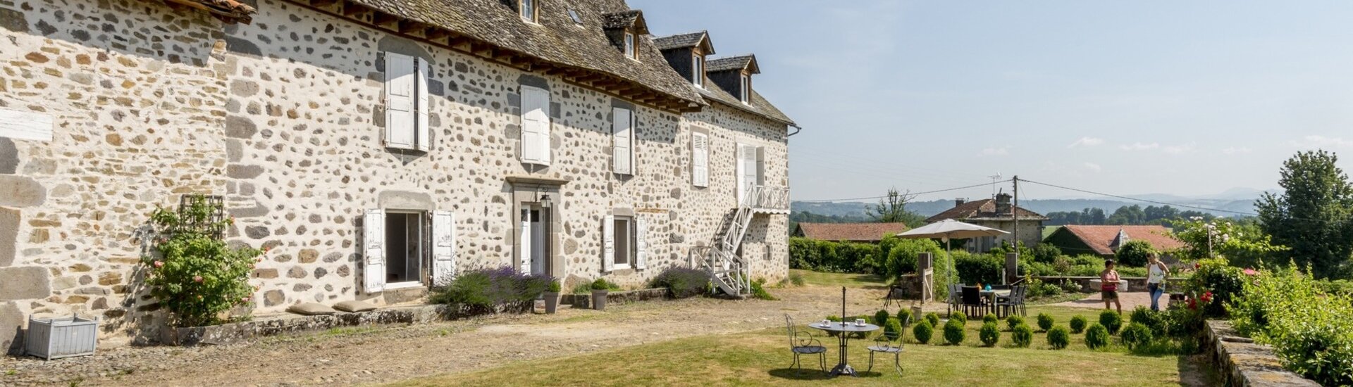 Gîte Charme Esclauzels cantal gites Plan Contact Accès Jussac Cantal Auvergne